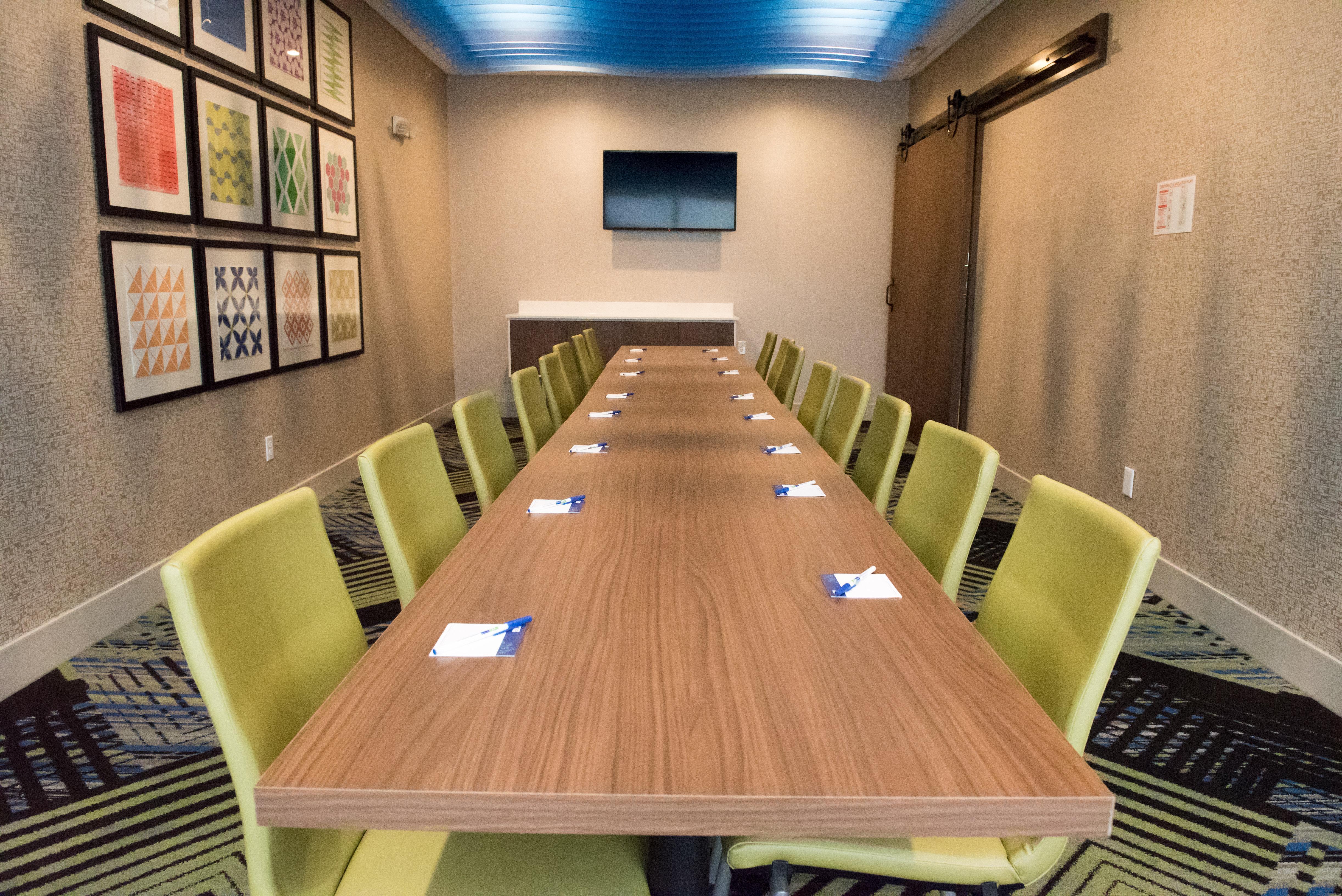 Holiday Inn Express & Suites - Dayton Southwest By Ihg Екстер'єр фото