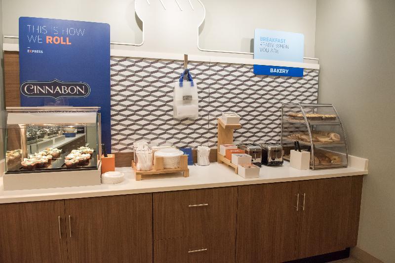 Holiday Inn Express & Suites - Dayton Southwest By Ihg Екстер'єр фото